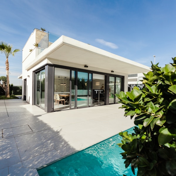 Prestige Home in Garden City